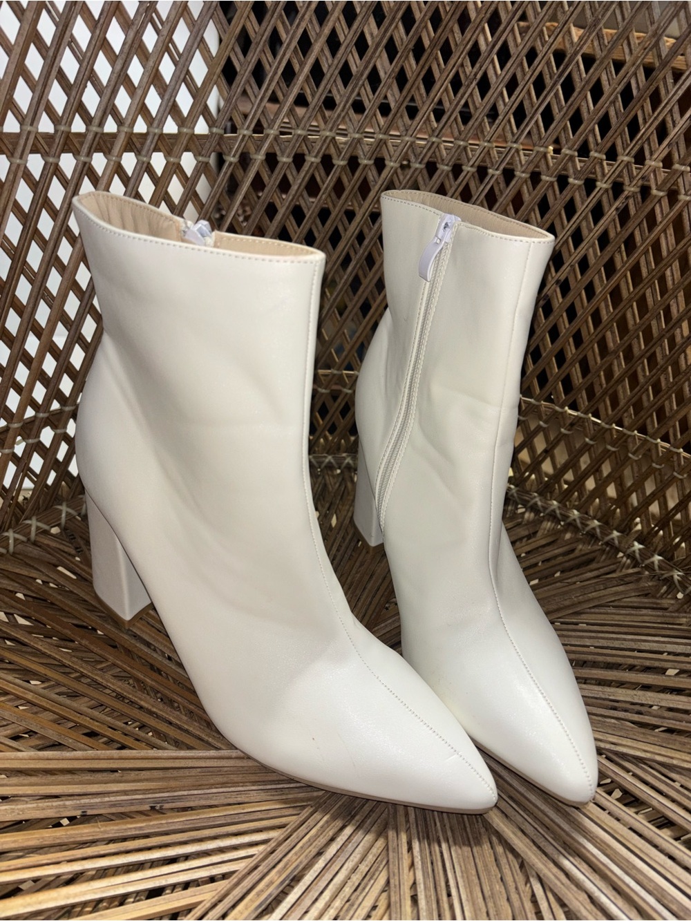 Women's White Pointed Toe Block Heel Ankle Boots